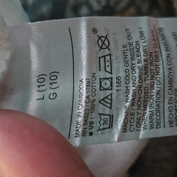 Old Navy Merry & Bright Holiday Pajama Set - Picture 7 of 7